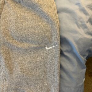 Nike Men’s Gray Sweatpants/Joggers